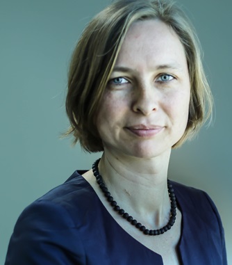 Dr. Anja Böttinger