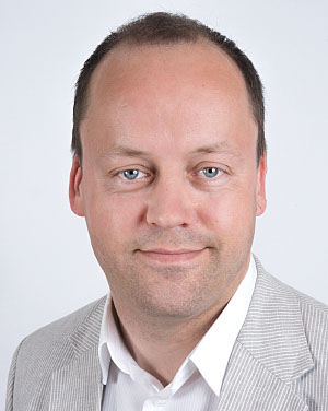 Das Foto zeigt den Moderator Guido Bongard. – Guido Bongard